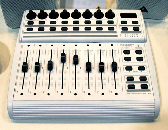 Behringer white B-control for Apple