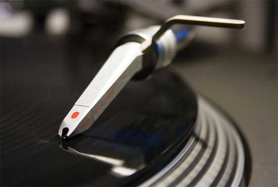 Vinyl Record DJ