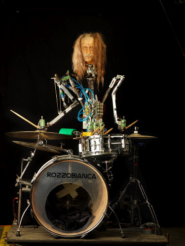 bizarre-robotic-musicians