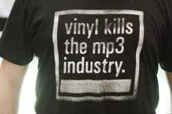 vinyl-records-kill-mp3s