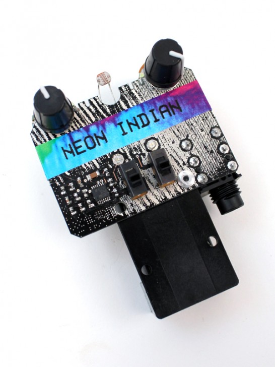 neon-indian-synthesizer