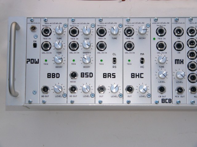 New AcidLab Modules Based On Roland TB-303, TR-808 – Synthtopia