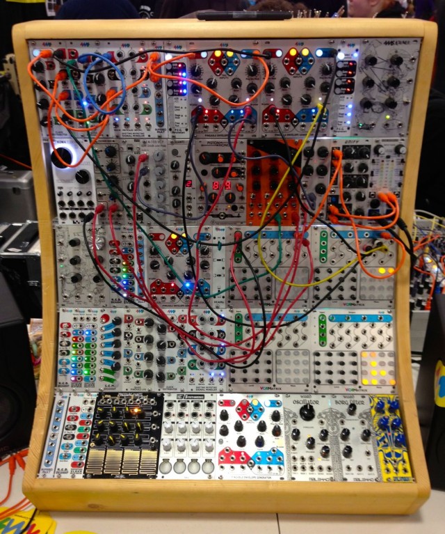 eurorack-modular-synthesizer