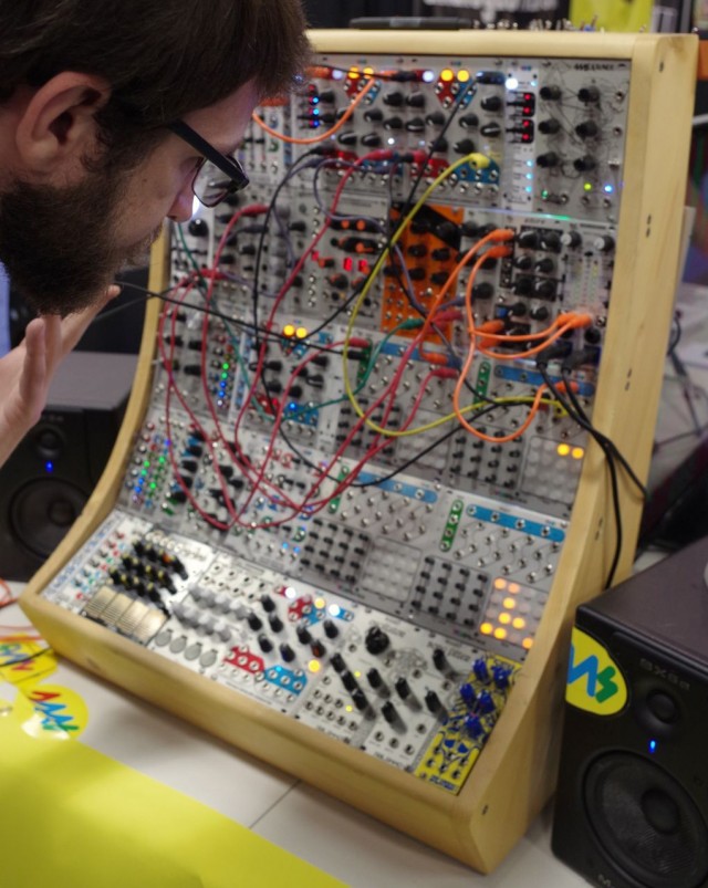 eurorack-modular-synthesizers
