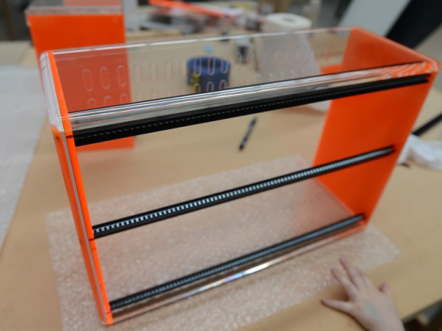 modular-case-plexiglass