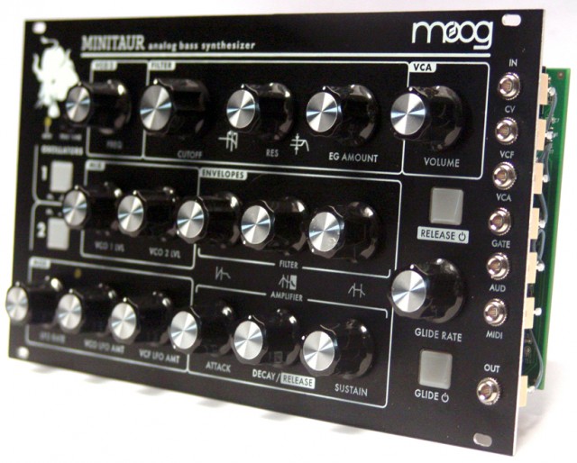 moog-minitaur-eurorack-module-mod