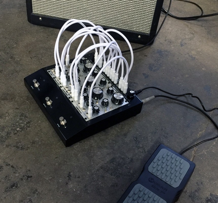 Pittsburgh Modular Intros Patch Box Modular Effects Pedal Case – Synthtopia