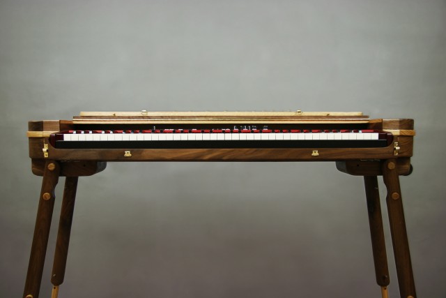 jl-design-custom-keyboard-stand