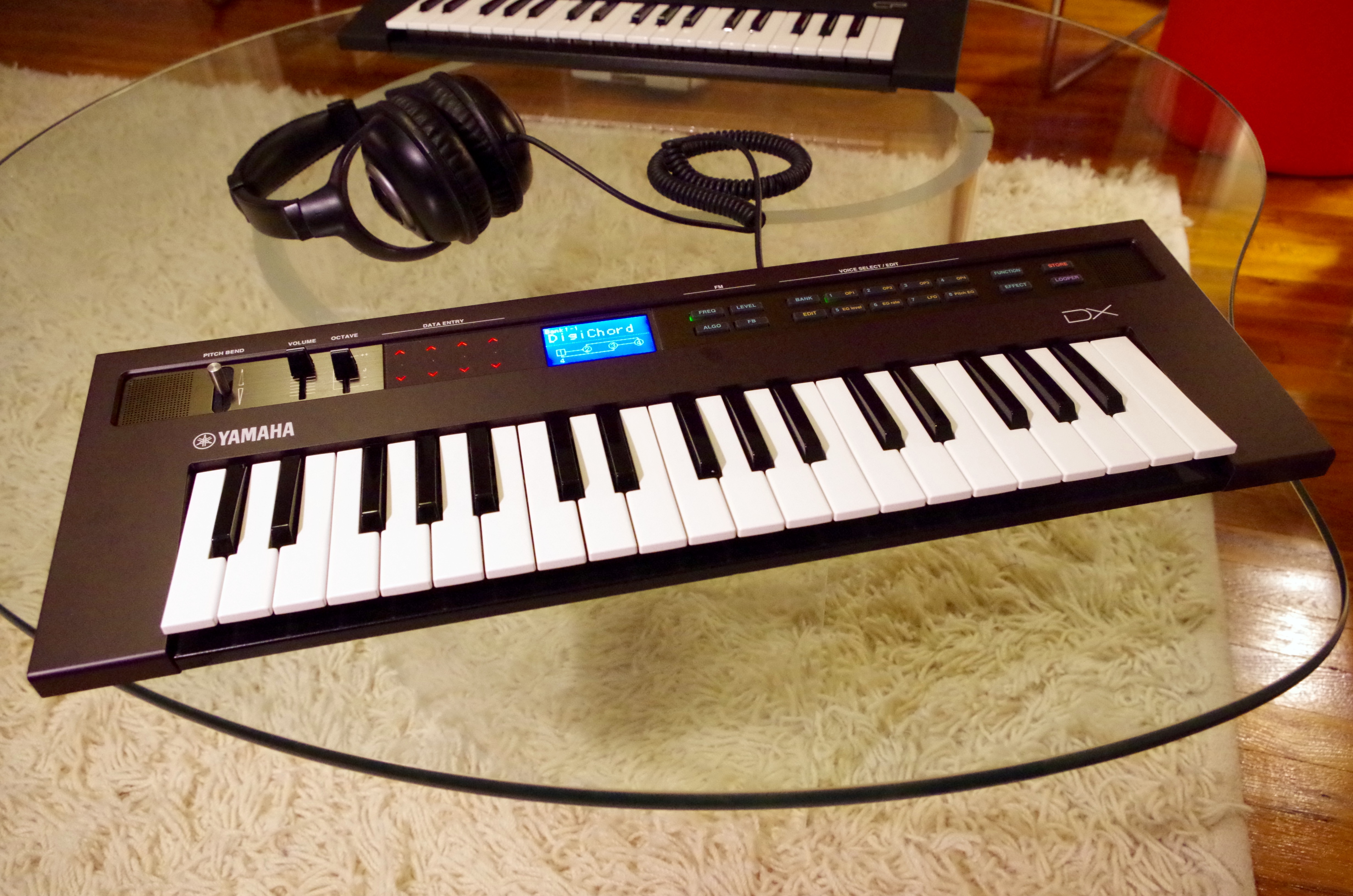 Yamaha Reface DX Synthesizer Review – User-Friendly FM Programming