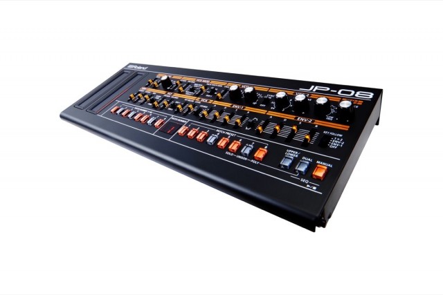 Roland-jp-08-synth-module