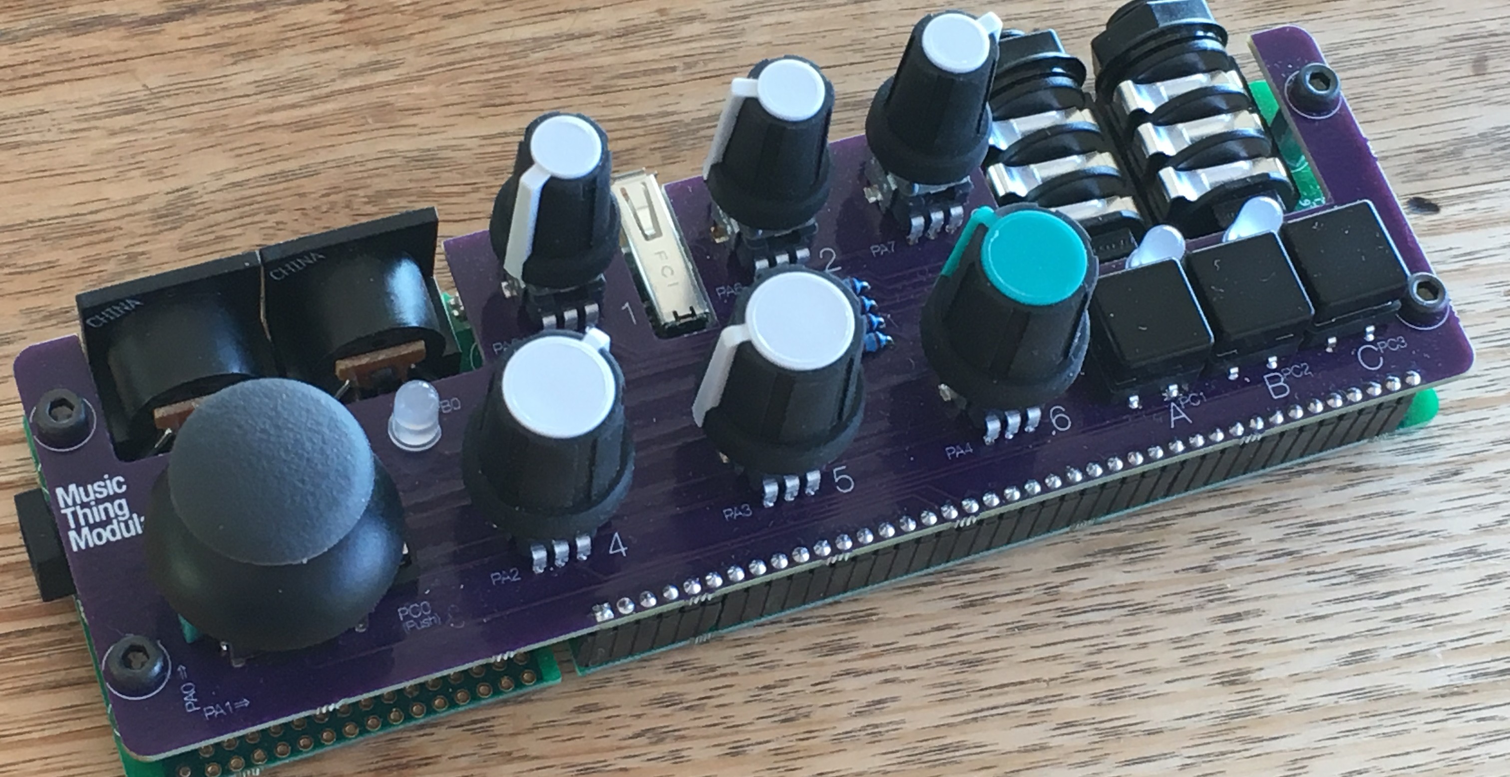 Music Thing Modular Axoloti Control Board – Synthtopia