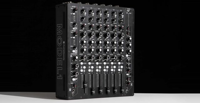 playdifferently-model-1-mixer