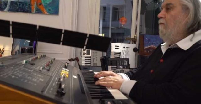 vangelis-cs-80-rosetta