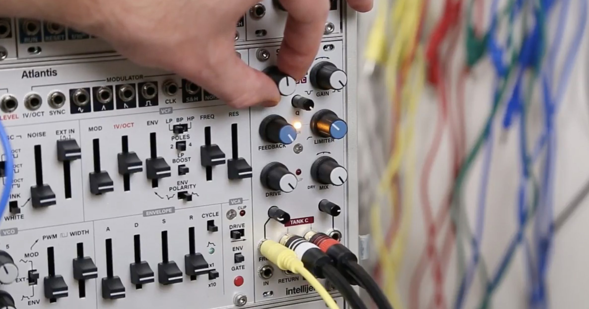 Springray Intellijel Springray 2 Hands-On Demo – Synthtopia