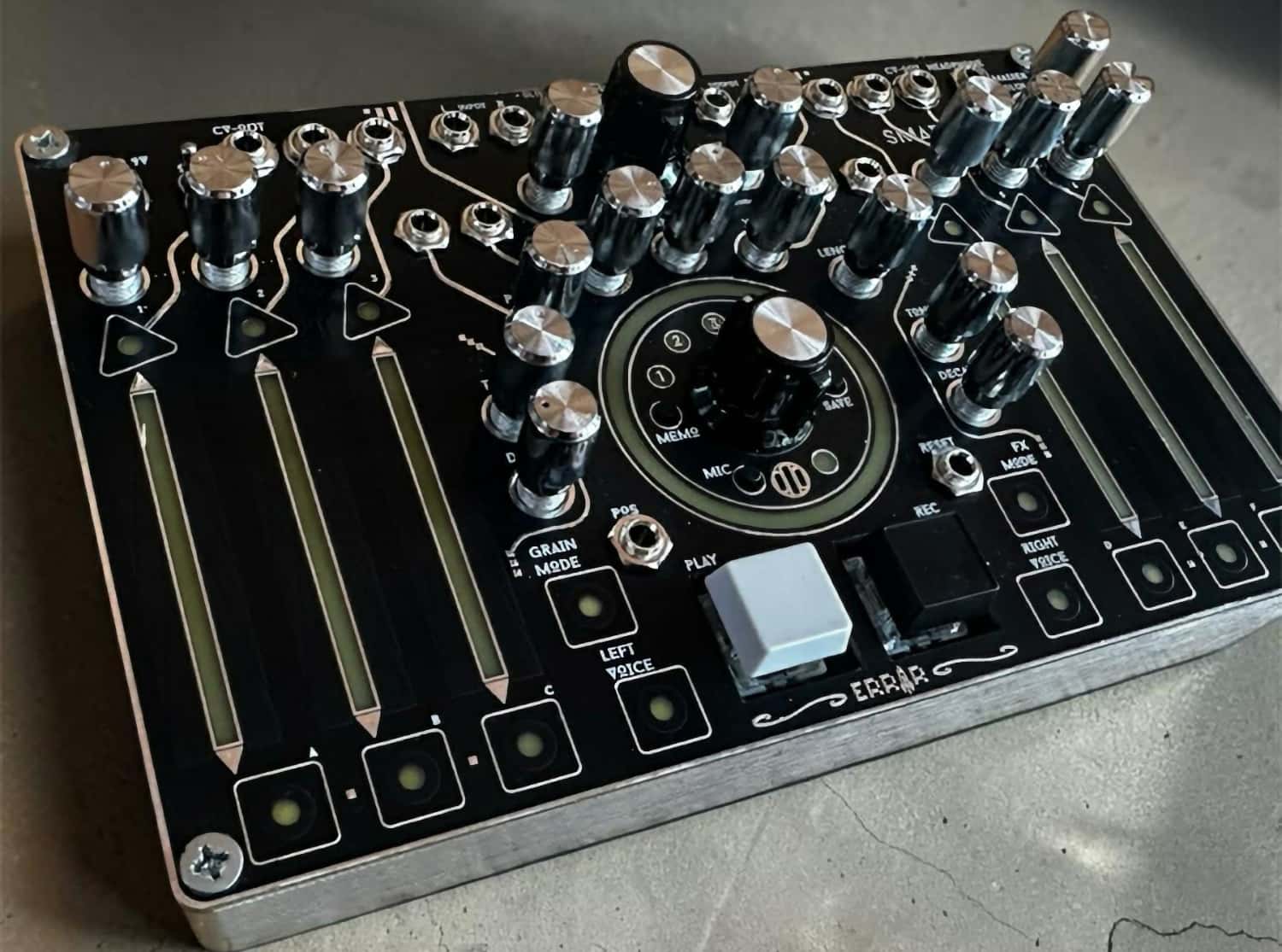 Error Instruments SmartLAB Touch-Based Synthesizer (Sneak Preview ...